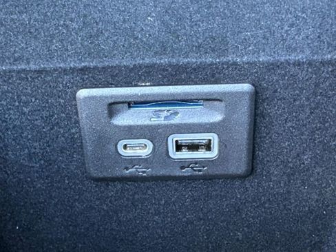 Used 2022 Cadillac XT5 Luxury image 22