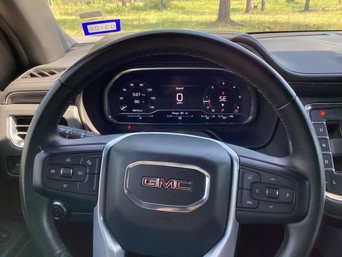 Used 2023 GMC Yukon SLT image 28