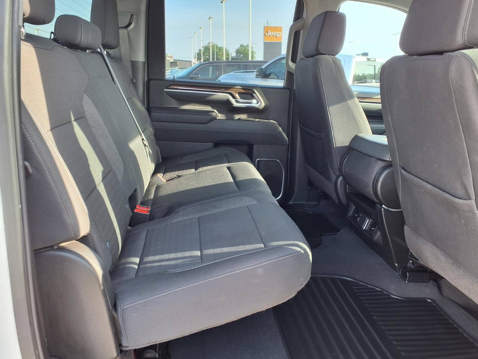 Used 2025 Chevrolet Silverado 2500 LT w/ Convenience Package AWD/4WD image 20