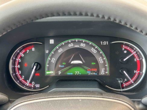 Used 2023 Toyota RAV4 XLE Premium FWD image 21