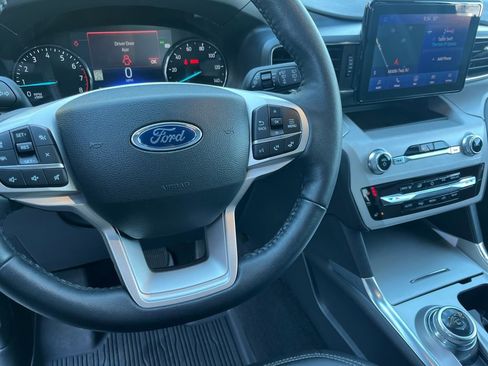 Used 2024 Ford Explorer XLT w/ Equipment Group 202A image 12
