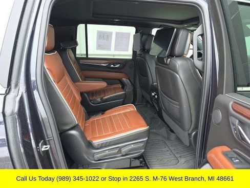 Used 2024 GMC Yukon XL Denali Ultimate w/ LPO, Floor Liner Package AWD/4WD image 27