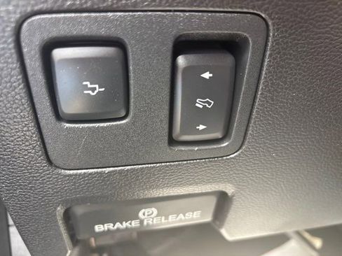 Used 2019 Ford F250 Lariat w/ Lariat Ultimate Package AWD/4WD image 59