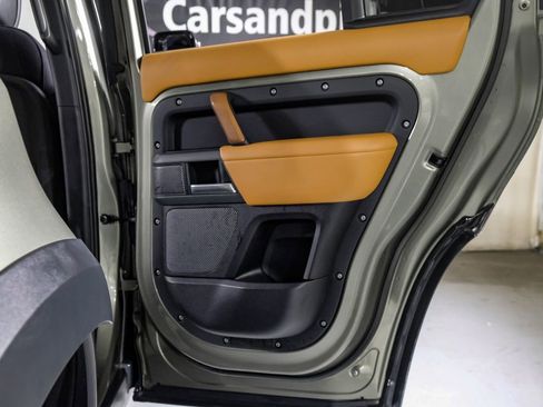 Used 2023 Land Rover Defender 110 X image 37