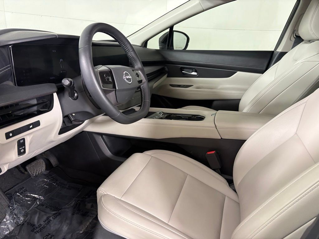 Certified 2025 Nissan Murano SV AWD/4WD image 22