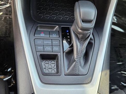 Certified 2025 Toyota RAV4 LE image 13