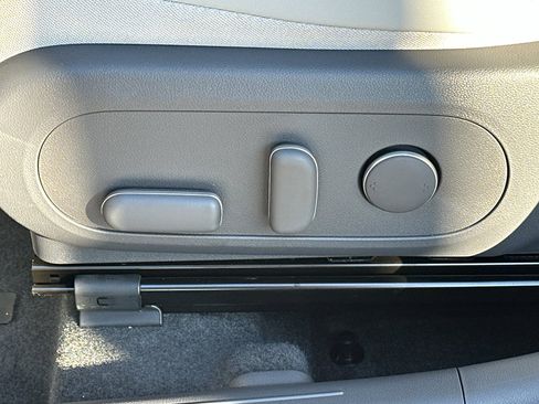 New 2026 Hyundai Kona SEL Premium image 28