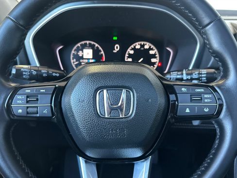 Used 2025 Honda Pilot Touring image 23