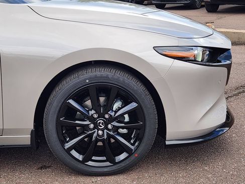 New 2026 MAZDA MAZDA3 Hatchback w/Premium Plus Pkg AWD/4WD image 29