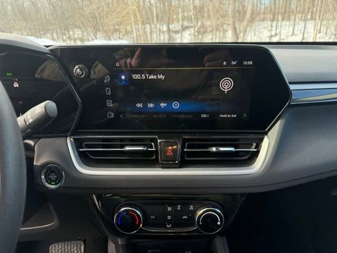 Used 2025 Chevrolet TrailBlazer LT image 22