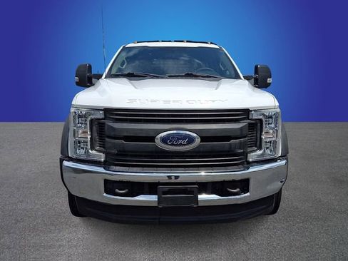 Used 2019 Ford F550 4x4 Crew Cab Super Duty image 2
