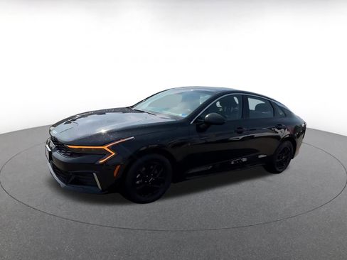 Used 2025 Kia K5 LXS image 8