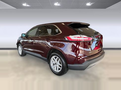 Used 2024 Ford Edge SEL w/ Convenience Package AWD/4WD image 3