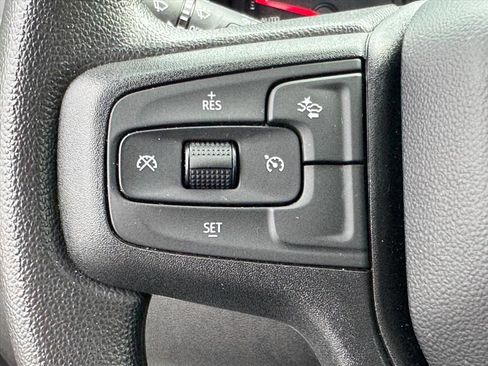 Used 2025 Chevrolet Silverado 1500 Custom RWD image 18