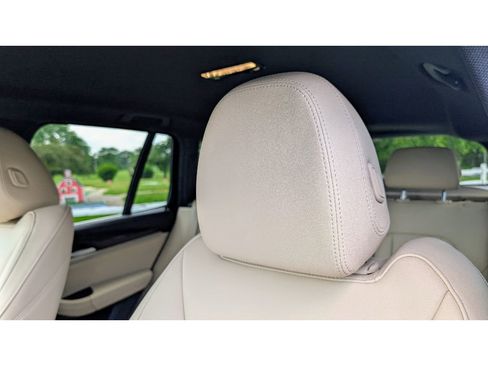 Used 2019 BMW X3 xDrive30i w/ Driving Assistance Package image 15