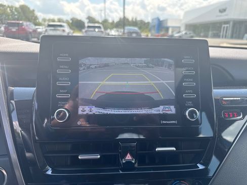 Used 2023 Toyota Camry SE w/ Convenience Package FWD image 21