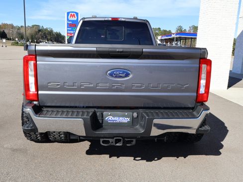 Used 2023 Ford F350 XLT w/ FX4 Off-Road Package image 8