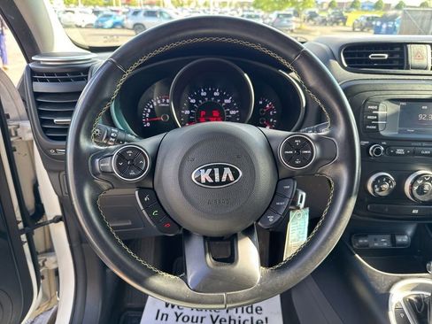 Used 2016 Kia Soul + w/ Designer's Package FWD image 15