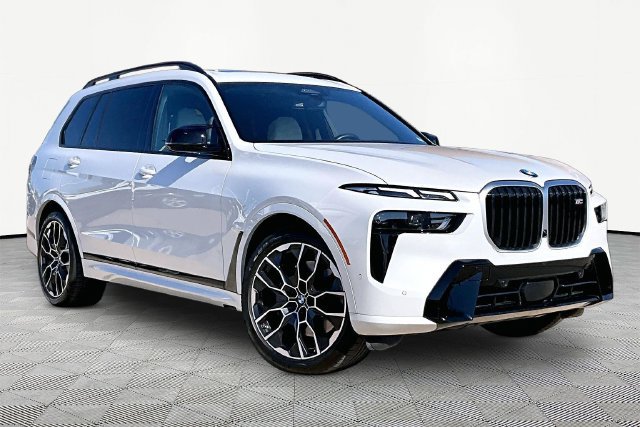 Used 2025 BMW X7 M60i w/ Executive Package AWD/4WD image 11