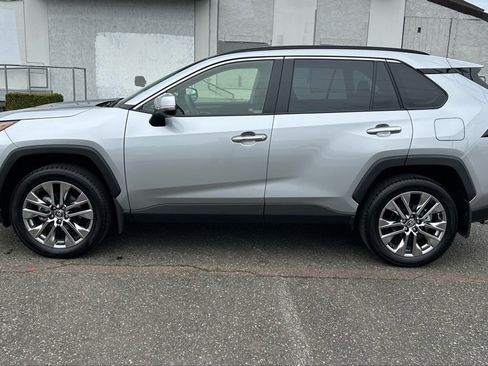 Certified 2025 Toyota RAV4 Limited w/ Advanced Technology Package image 8