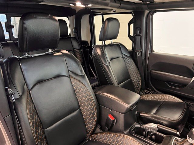 Used 2021 Jeep Gladiator Overland AWD/4WD image 12