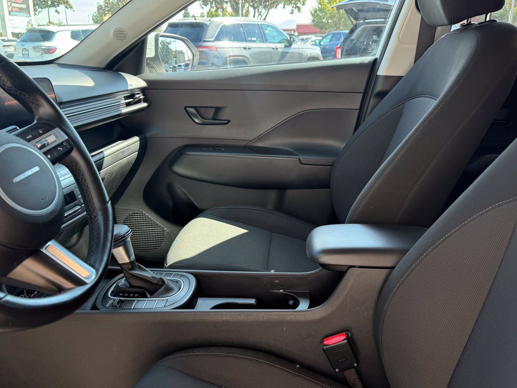 Used 2024 Hyundai Kona SEL FWD image 12