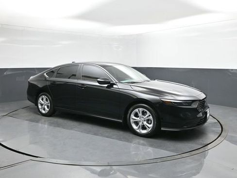 New 2026 Honda Accord LX image 17