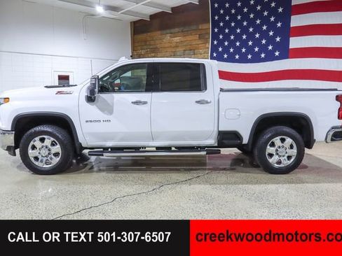 Used 2020 Chevrolet Silverado 2500 LTZ w/ LTZ Plus Package AWD/4WD image 6