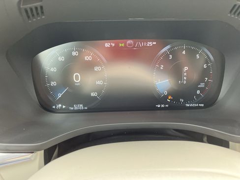 Used 2021 Volvo XC60 T6 Inscription w/ Advanced Package image 16