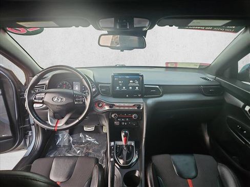 Used 2020 Hyundai Veloster Turbo FWD image 19