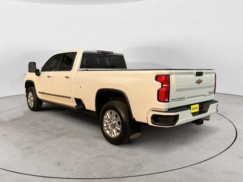 Certified 2024 Chevrolet Silverado 3500 High Country w/ High Country Premium Package AWD/4WD image 7