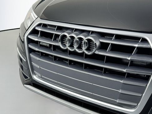 Used 2018 Audi Q5 2.0T Premium image 12