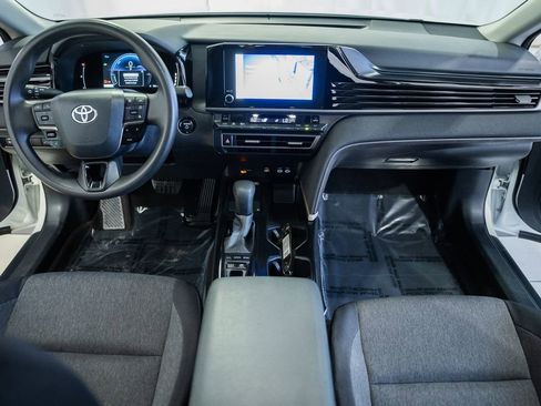 Used 2025 Toyota Camry LE FWD image 17