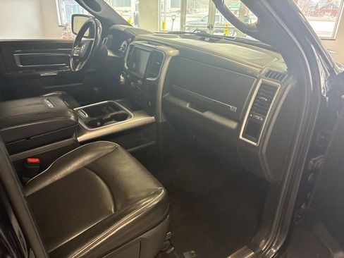 Used 2017 RAM 1500 Limited image 25