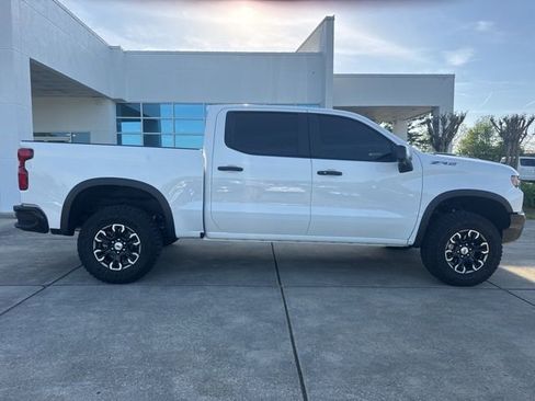 Used 2026 Chevrolet Silverado 1500 ZR2 image 8
