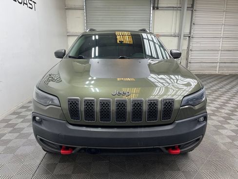 Used 2019 Jeep Cherokee Trailhawk AWD/4WD image 4