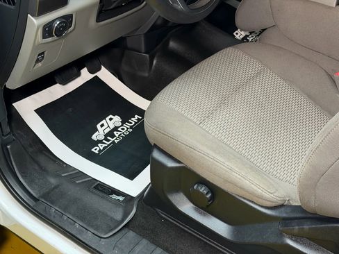 Used 2018 Ford F150 XLT image 29