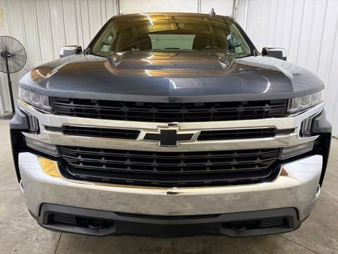 Used 2019 Chevrolet Silverado 1500 LT w/ All-Star Edition AWD/4WD image 2