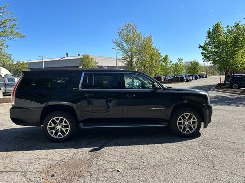 Used 2015 GMC Yukon XL SLT w/ Open Road Package AWD/4WD image 6