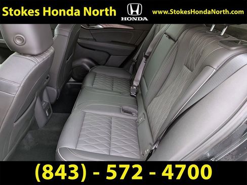 Used 2022 Buick Envision Avenir w/ Technology Package II image 15