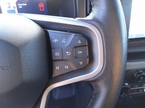 Used 2023 Ford Bronco Badlands image 15