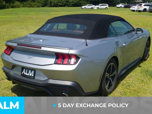 Used 2024 Ford Mustang Premium RWD image 4