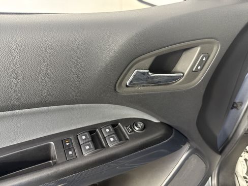 Used 2022 Chevrolet Colorado Z71 w/ Safety Package image 14