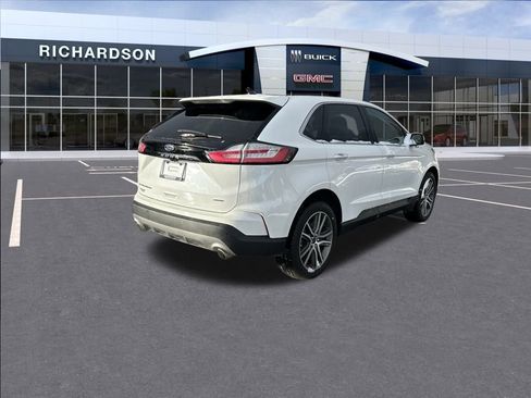 Used 2022 Ford Edge Titanium image 7