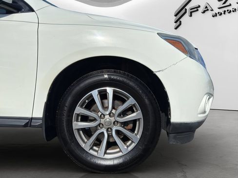 Used 2015 Nissan Pathfinder S FWD image 23