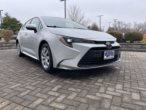 Used 2024 Toyota Corolla LE image 7