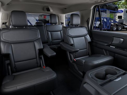 New 2027 Ford Expedition Platinum w/ Driver's Package AWD/4WD image 11