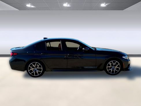 Used 2023 BMW 530i w/ M Sport Package image 7
