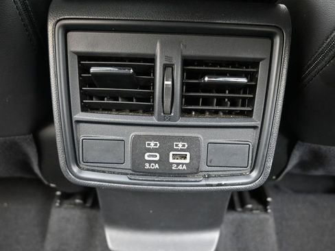 Certified 2025 Subaru Forester Premium AWD/4WD image 17