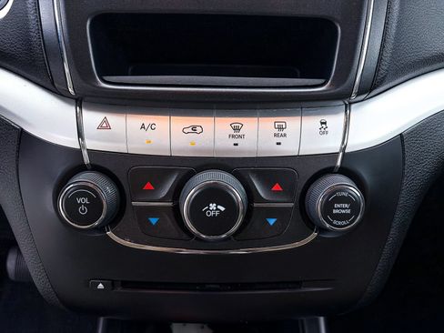 Used 2012 Dodge Journey SE FWD image 15